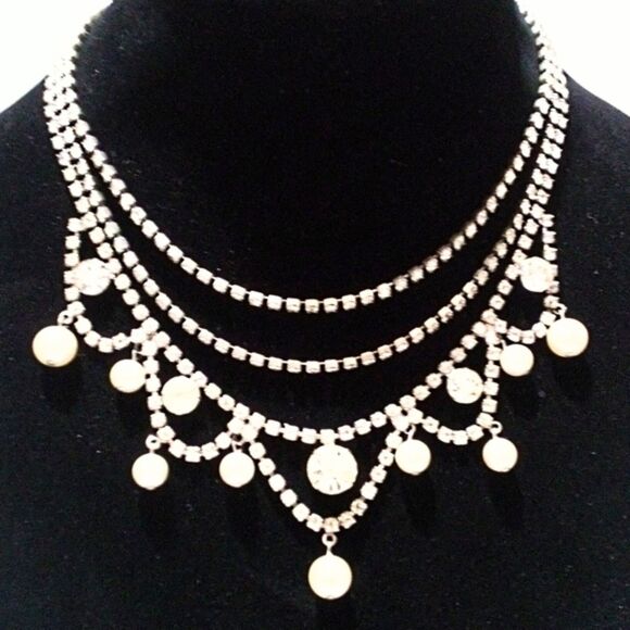 Vintage Rhinestone and Faux Pearl Silver Tone Bib Necklace - Picture 1 of 8